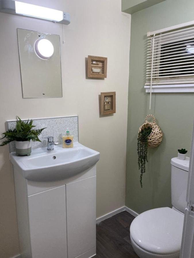 Kevara Shepherds Hut Finstown Exterior foto